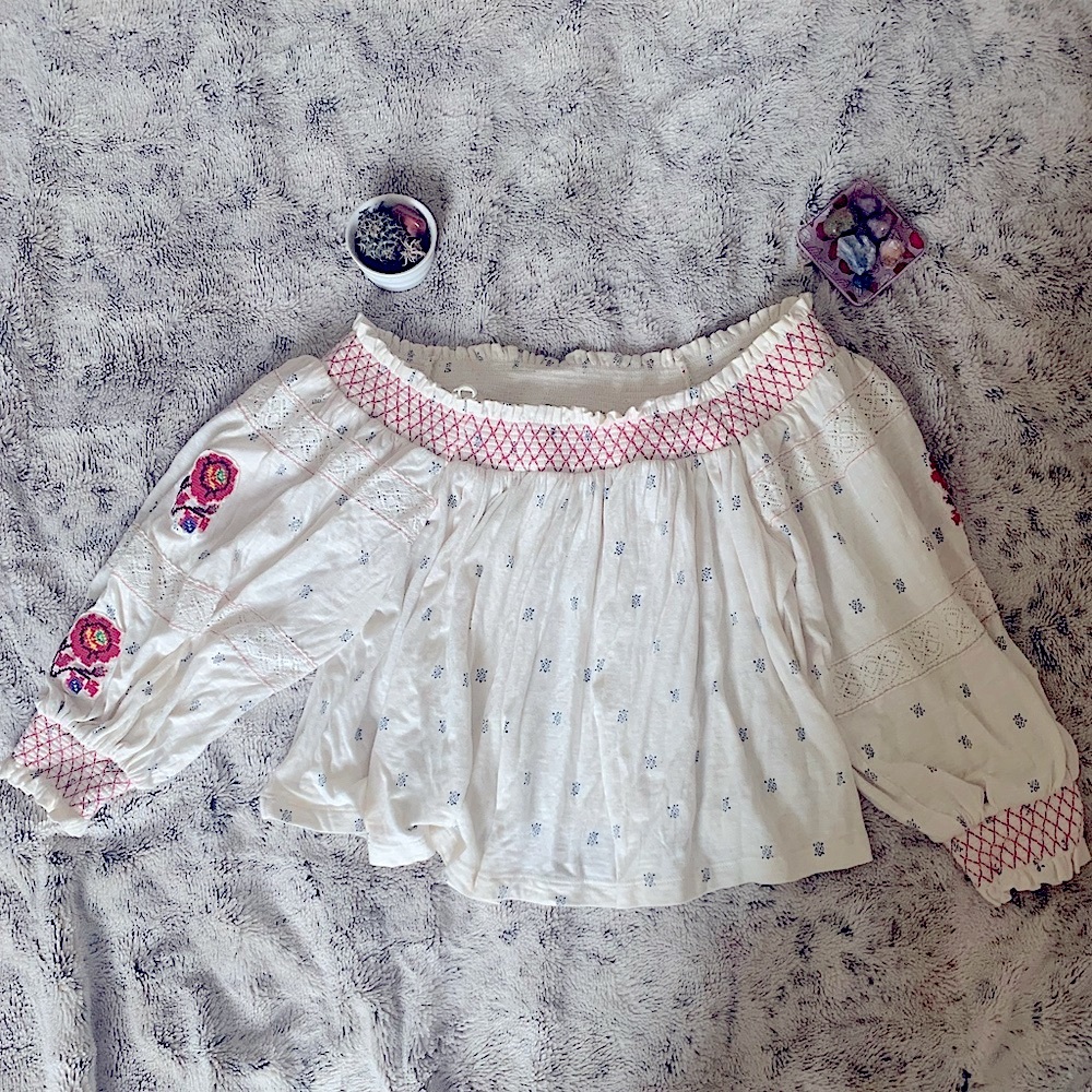 Free People / Off the Shoulder / Floral / Top